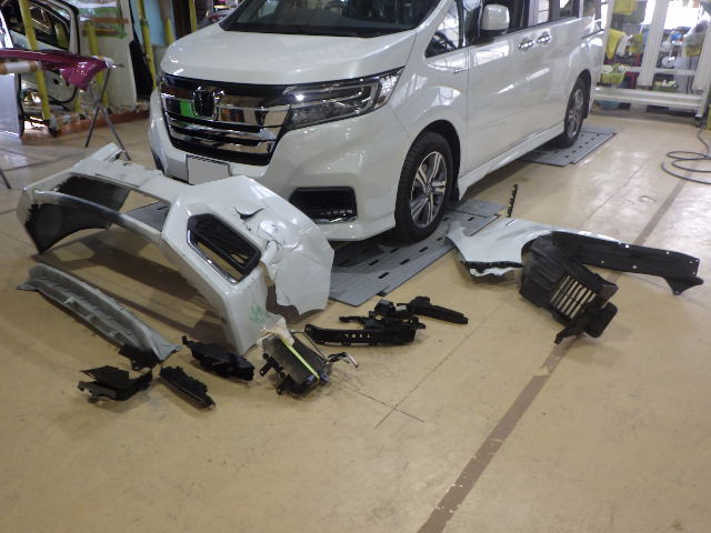 ホンダ ステップワゴン 完成