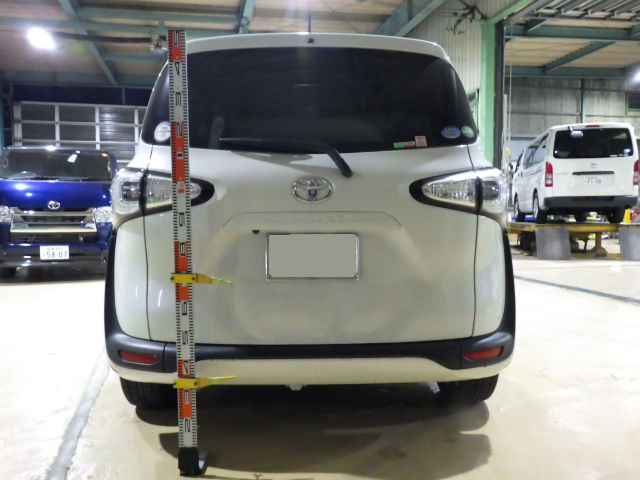トヨタシエンタ板金塗装修理