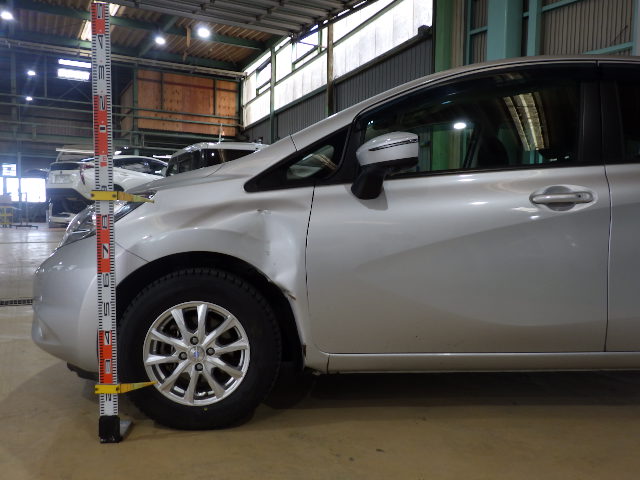 日産ノート板金塗装修理