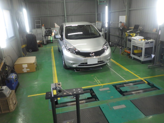 日産ノートエーミング