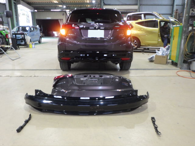 ホンダヴェゼル完成