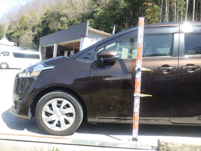 シエンタ板金塗装修理